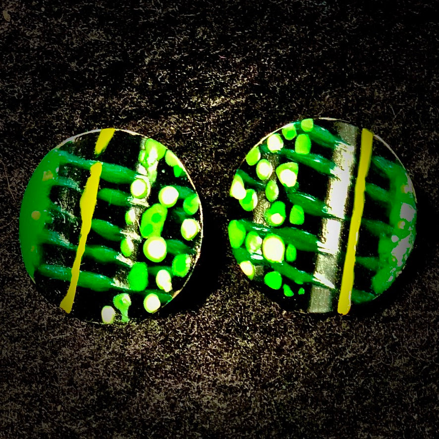 JEWELRY | EARRINGS | retros: lizard lips