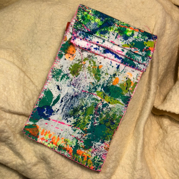 WITCH STITCH | Pouch: magic is real
