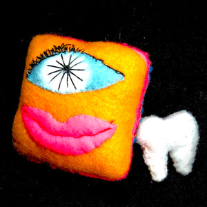CREATURE | Treasure Troll & Finger Puppet : Rhonda
